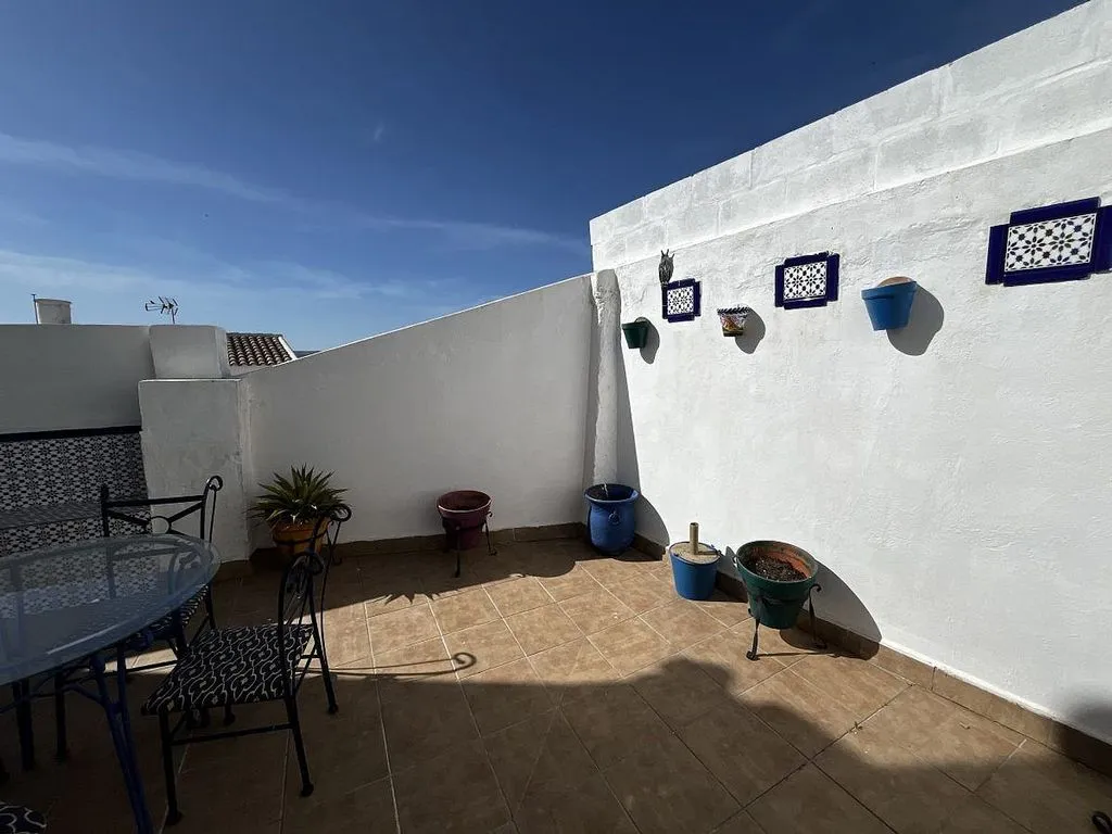 Terrasse - Three-Bedroom House in Olvera