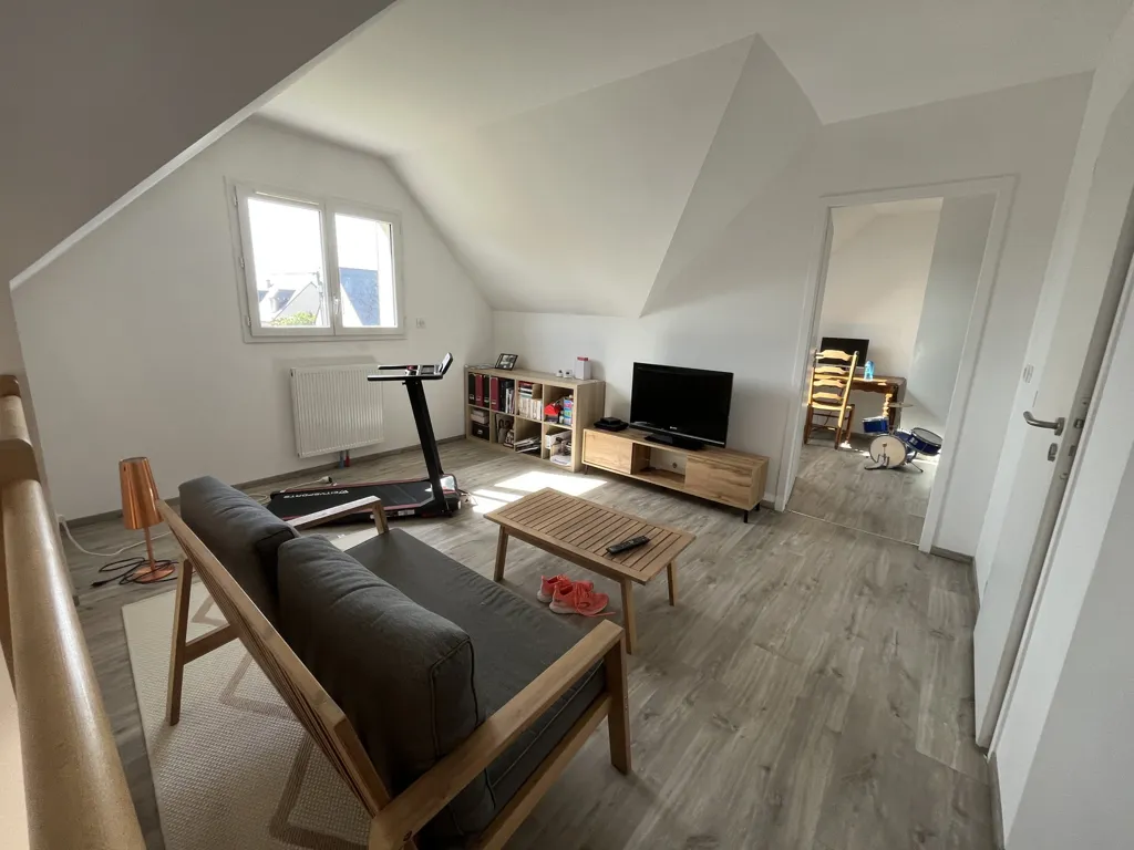 Séjour - Maison Moderne avec Terrasse à Fondettes