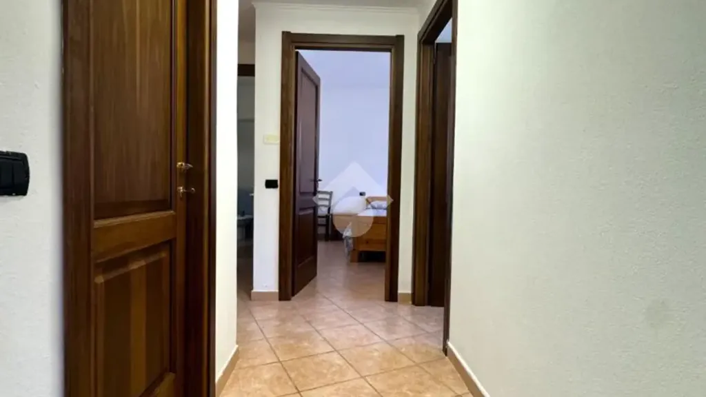 Esik - Ground Floor Trilocale with Parking in Tortolì