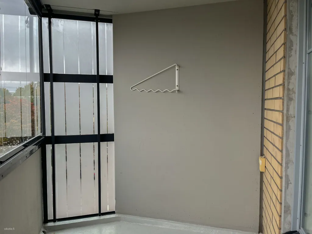 Rõdu - Spacious Flat with Balcony in Länsimäki, Vantaa
