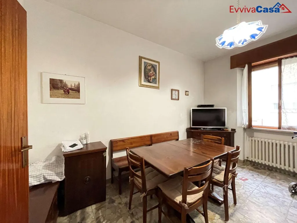 Salle à manger - Spacious Apartment with Balcony in Senigallia