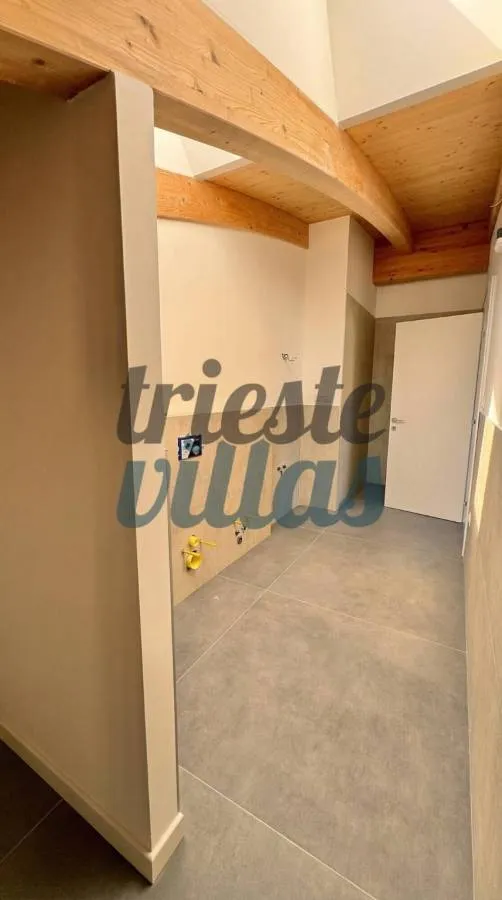 Stanze - Duplex Apartment with Sea View in Trieste