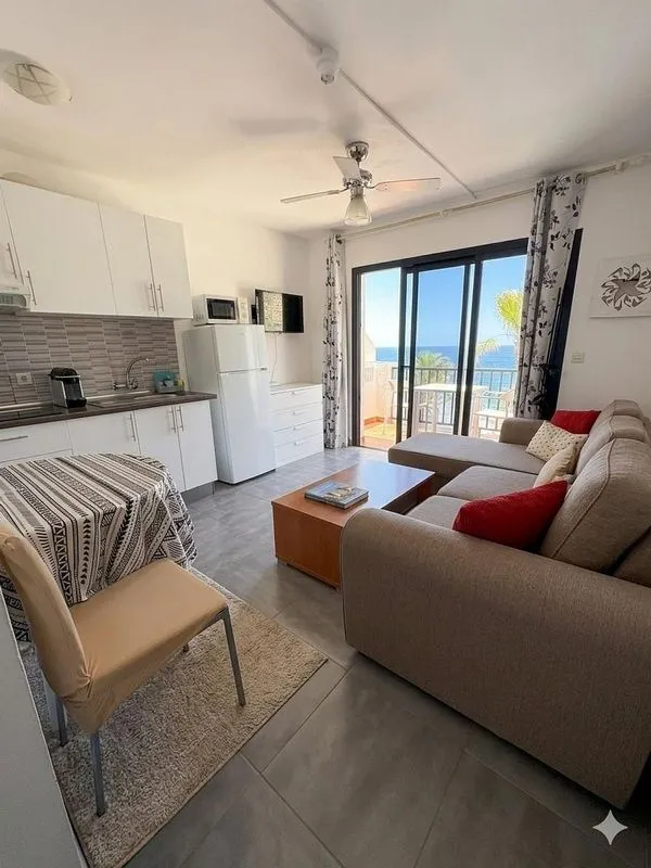 Elutuba - Chalet with Pool and Sea View in Playa del Cura