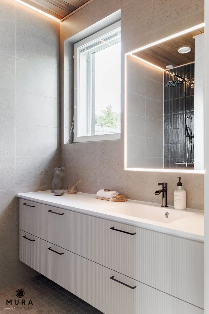 Salles de bain - Modern Parterre Flat with Sauna in Tahmela, Tampere