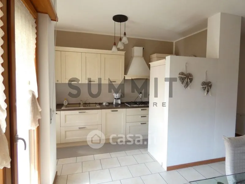 Köök - Three-Bedroom Apartment with Terrace in Santorso
