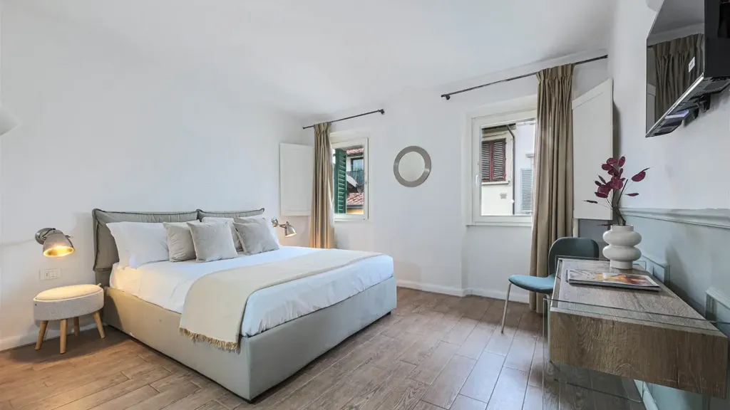 Bedrooms - Restored Apartment in Historic Florence