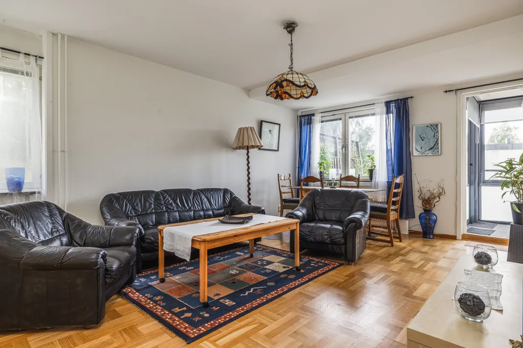 Elutuba - Apartment with Green Terrace in Sundsvall