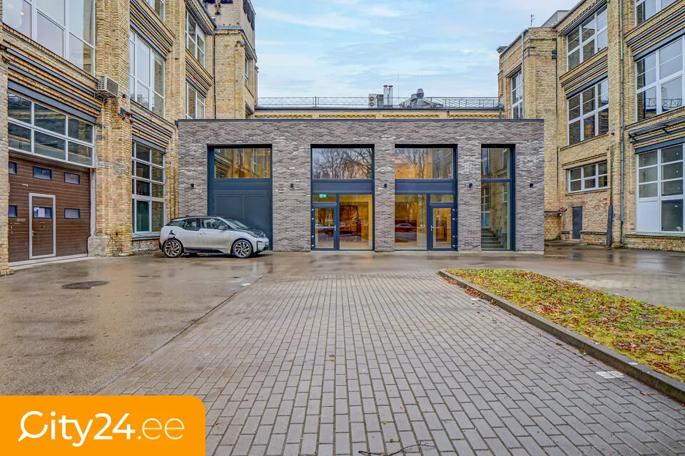 Välivaade - Warehouse/Shop Space with 3 Floors in VEF District