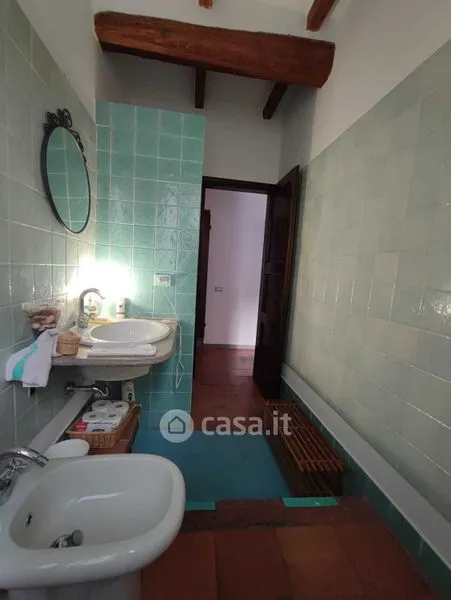 Salles de bain - Two-Level Apartment in Medieval Castell'Arquato