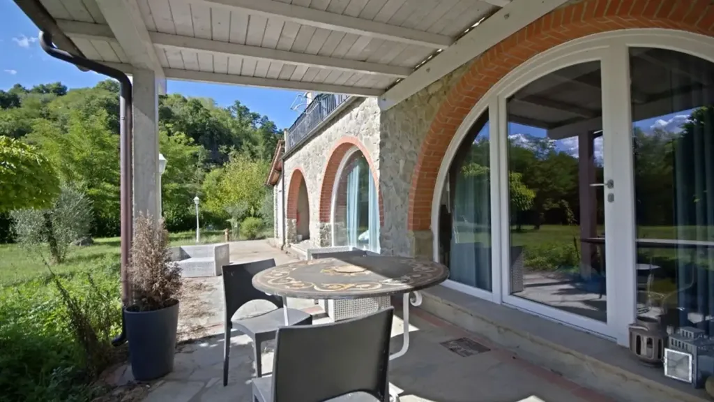 Terrass - Rustic House with Panoramic Views in Castelfranco Piandiscò