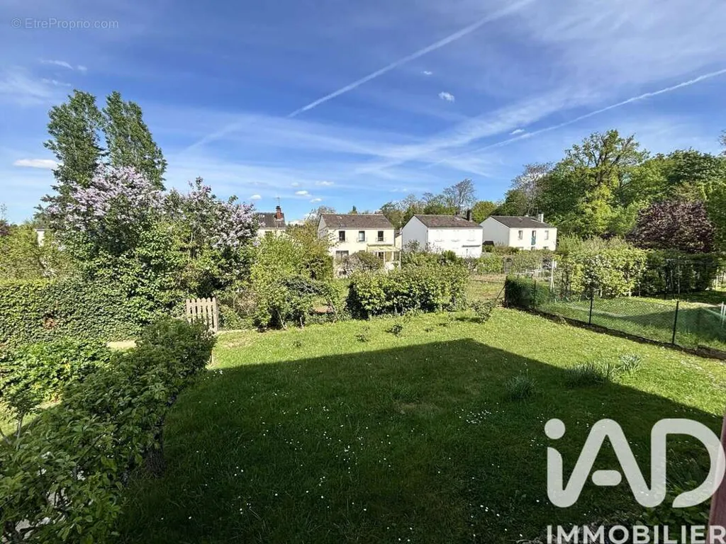 6-toaline maja asukohas Bretigny-Sur-Orge