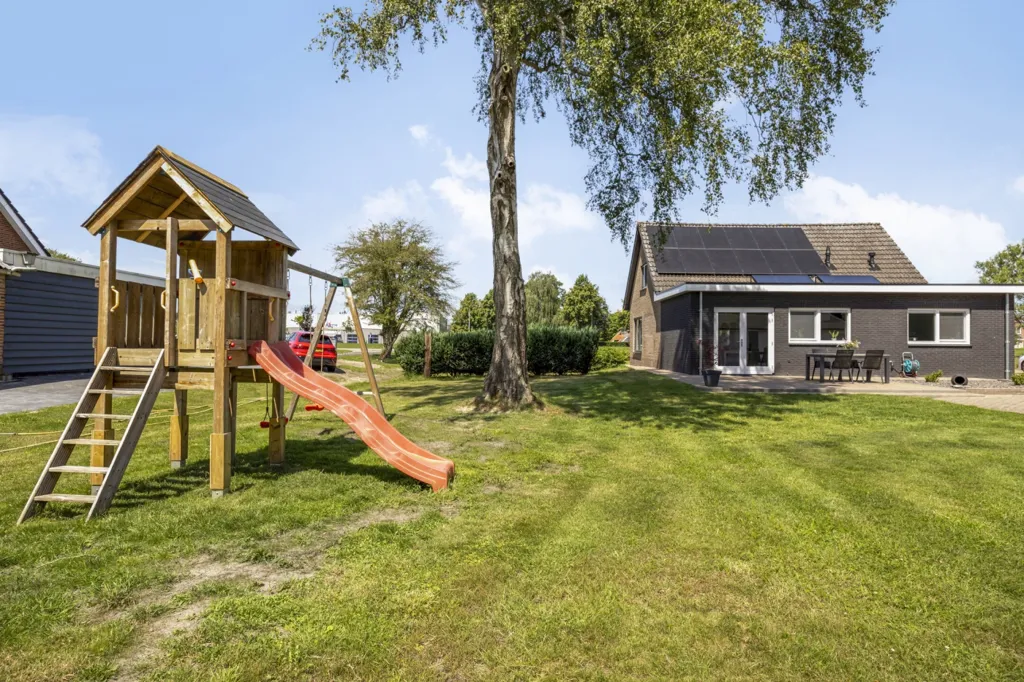 Jardin - Modernised House with Canal View in Bergentheim