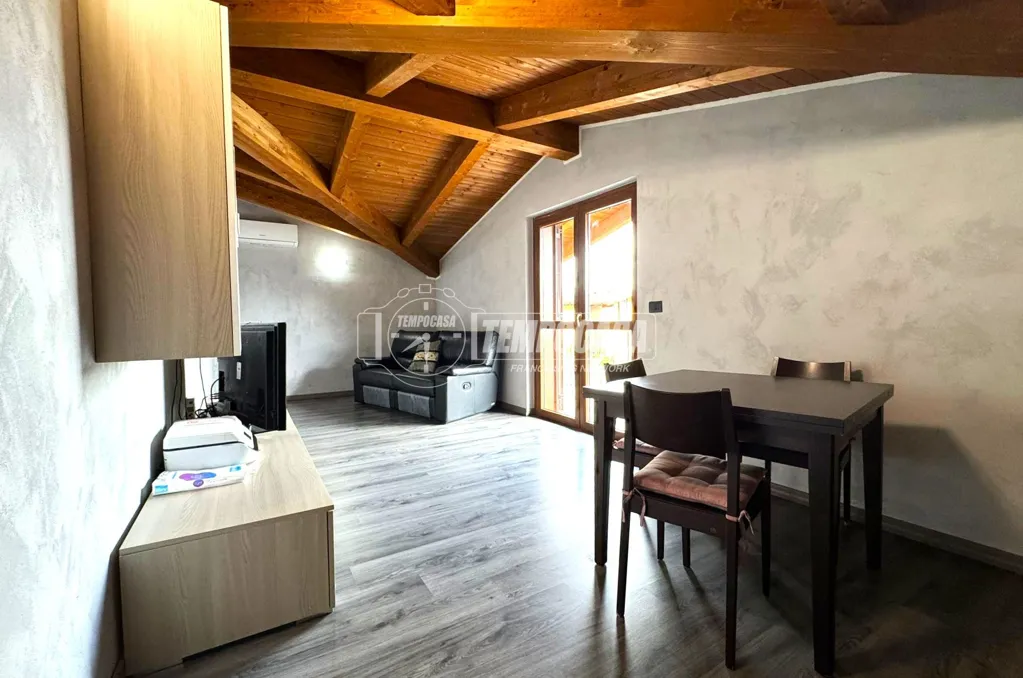 Elutuba - Modern Villa with Garden in Druento