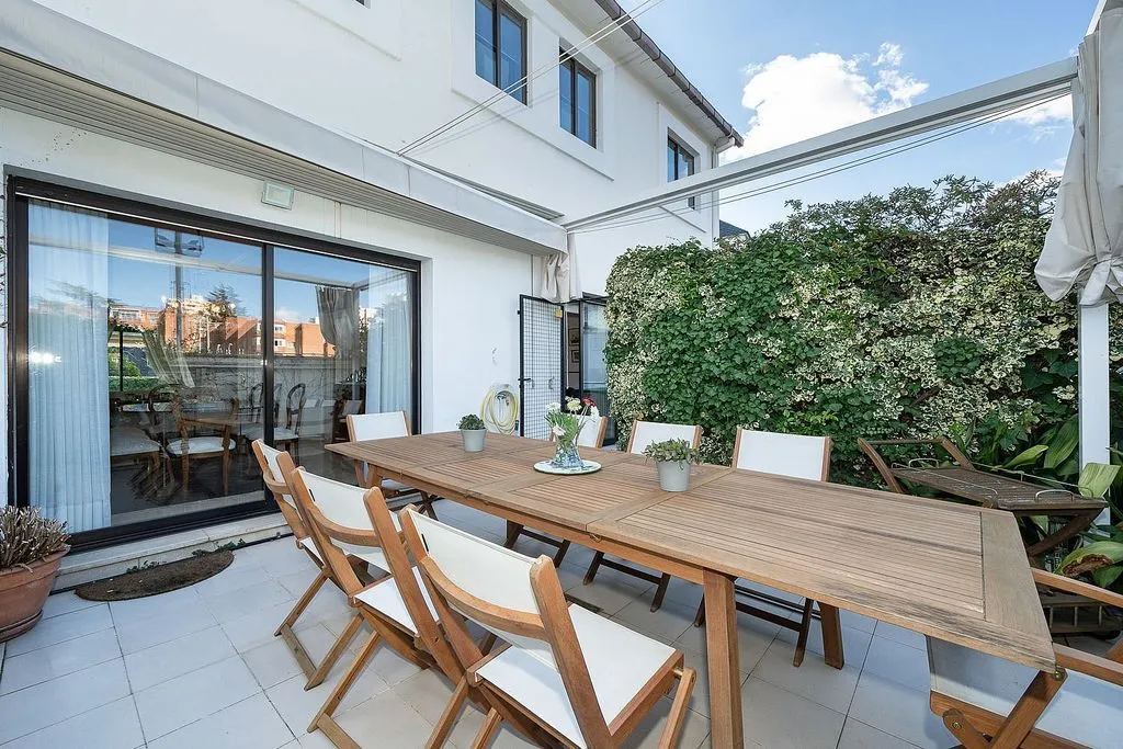 Terrass - Chalet with Pool in Parque Conde de Orgaz