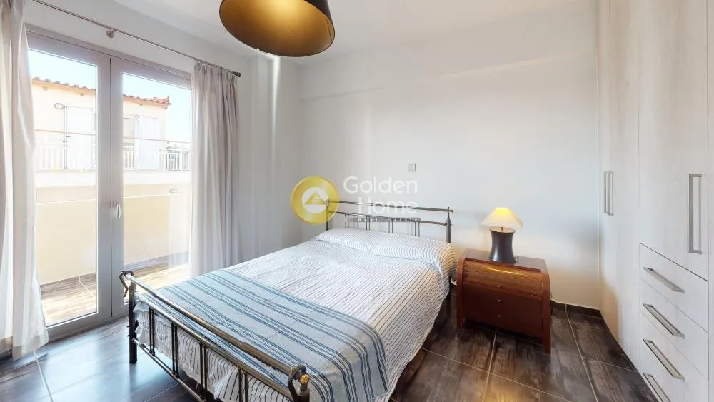 Chambres - Local commercial à GR