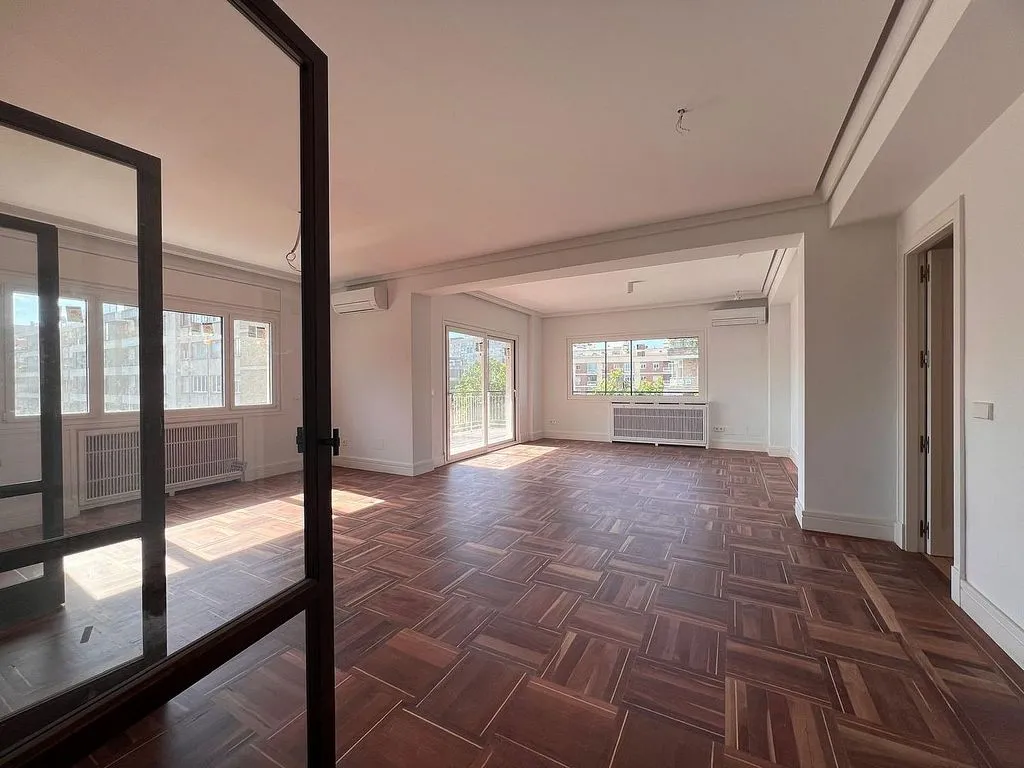 Living Room - Apartment with Terrace in Chamartín