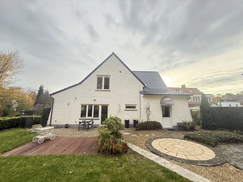 Aed - Villa with Forest View in Overijse