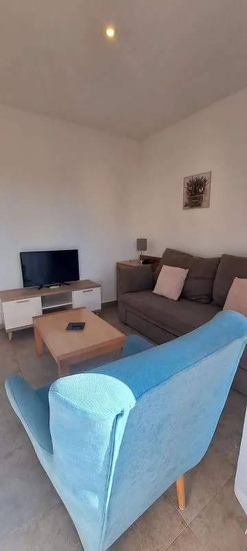 Soggiorno - 1-Bed Apartment with Pool on Avenida Del Decano