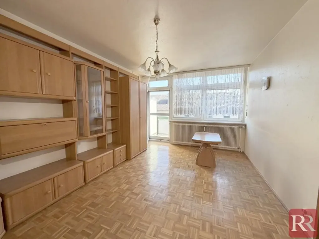 Elutuba - 3-Bedroom Apartment with Balcony in Kritzendorf