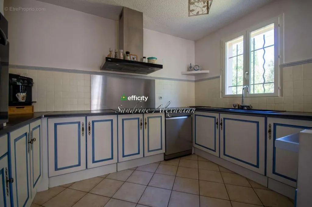 Cucina - Family House with Pool in Le Thoronet