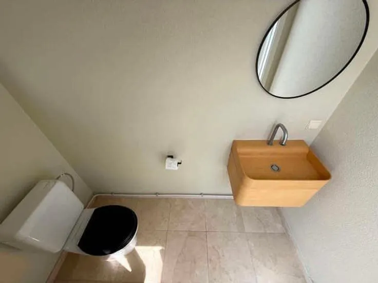 Bagni - Characterful House with Garden in Leede