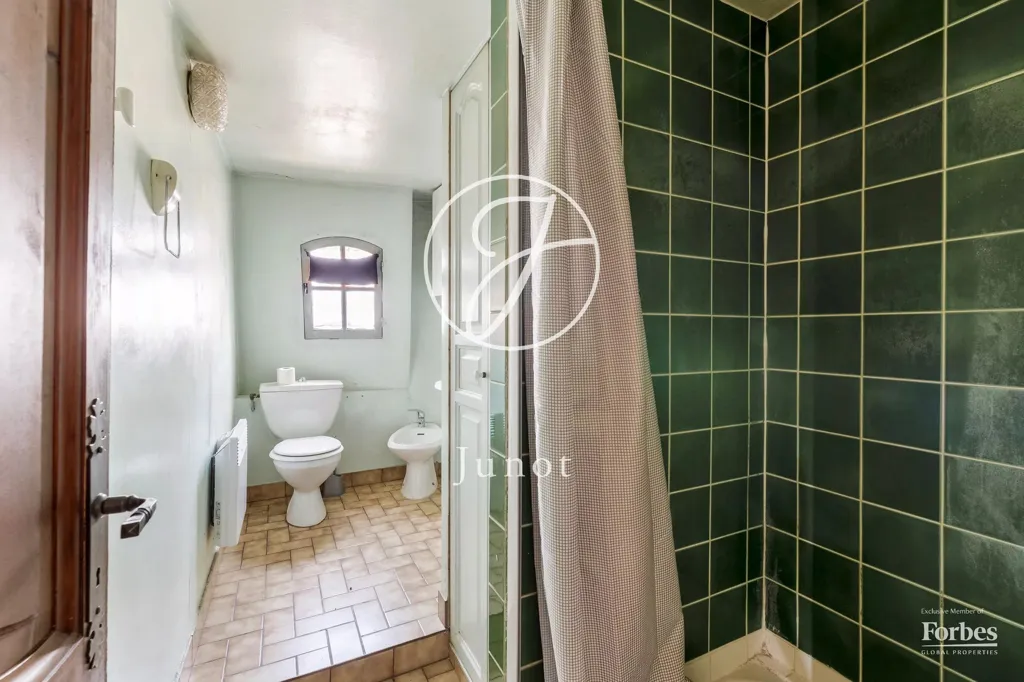 Bathrooms - Duplex with Terrace near Garnier Opera, Paris