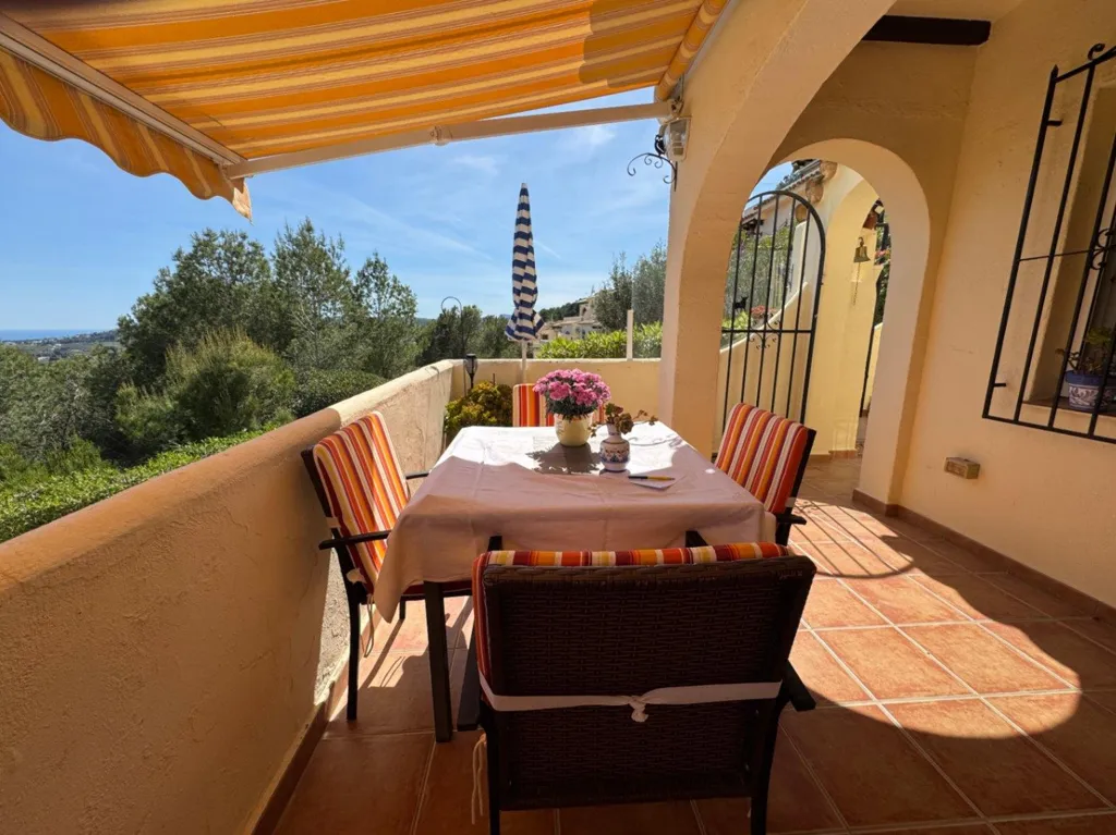 Terrasse - Apartment with Sea Views and Pool in Teulada
