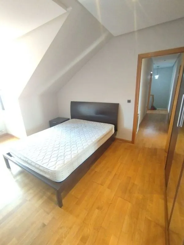 Chambres - Duplex with Terrace in Villaquilambre