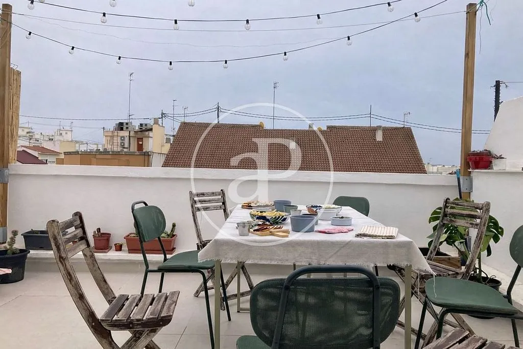 Terrasse - Apartment with East-Facing Terrace in Arrancapins