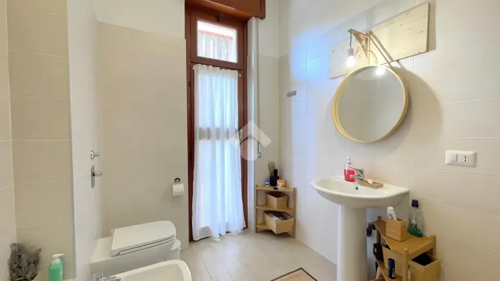 Vannitoad - 3-Bedroom Apartment with Balcony in Cornaredo