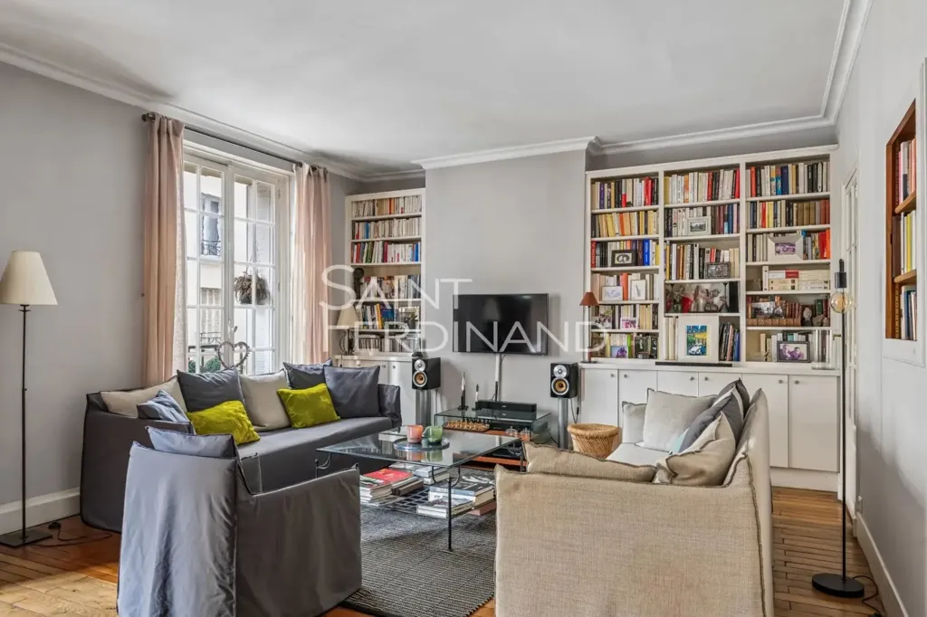 Séjour - Appartement Familial avec Parquet à Neuilly-sur-Seine