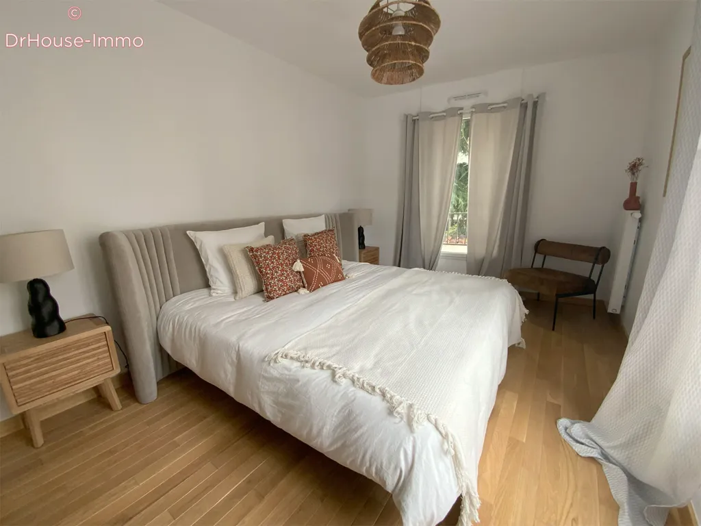 Bedrooms - Modern Apartment with Loggia in Lyon 8th