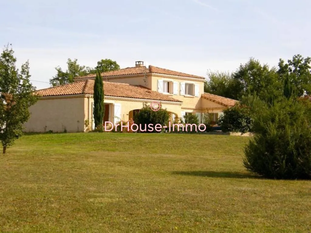 Välivaade - Provençal House with Pool in Itzac