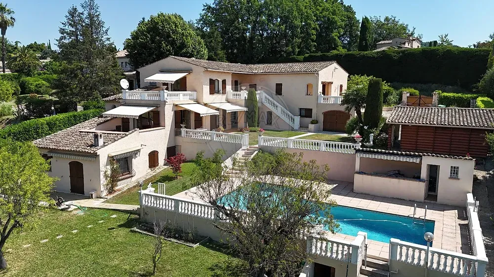 Õhuvaade - Prestigious House with Pool in Saint-Paul-de-Vence