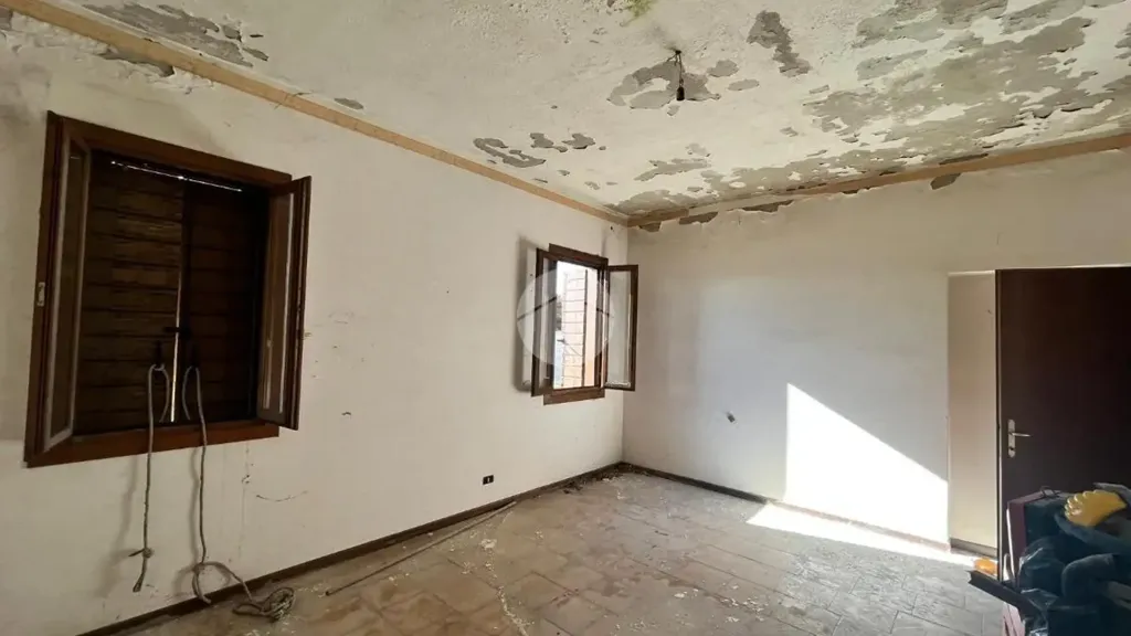 Toad - Rustic House to Renovate in Vigonza
