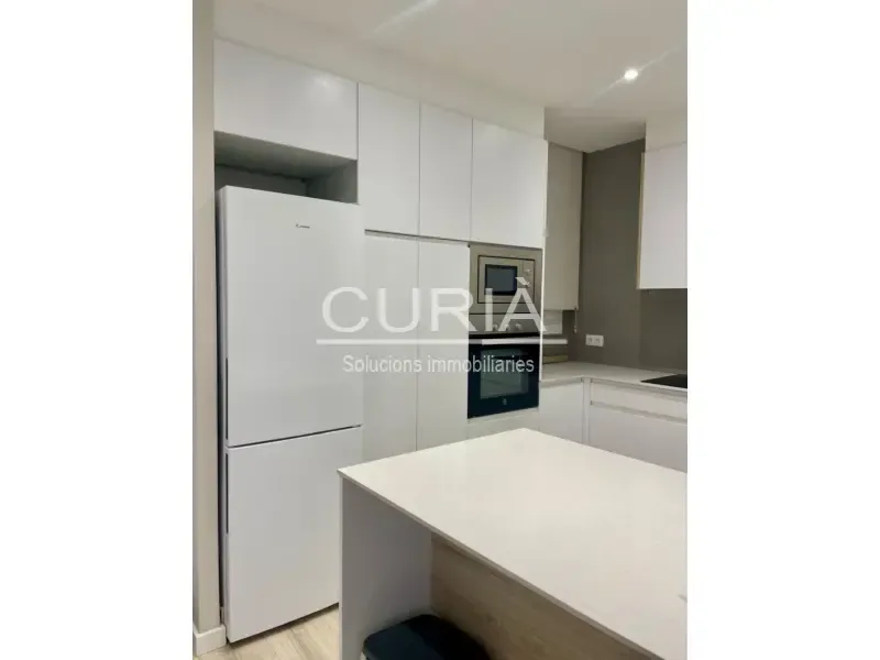 Cuisine - Reformed Apartment with River View in Historic Centre