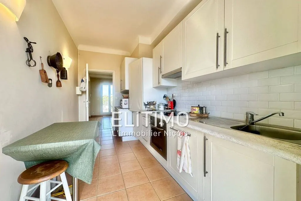 Cuisine - Appartement Luxe avec Terrasses à Nice