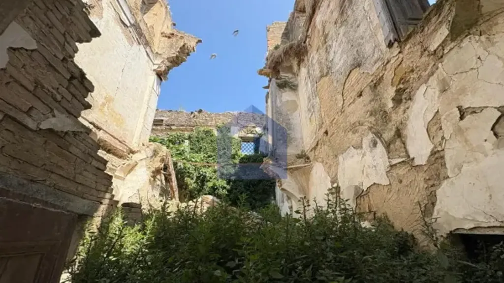 Aed - Rustic Casale for Restoration in San Vito Chietino