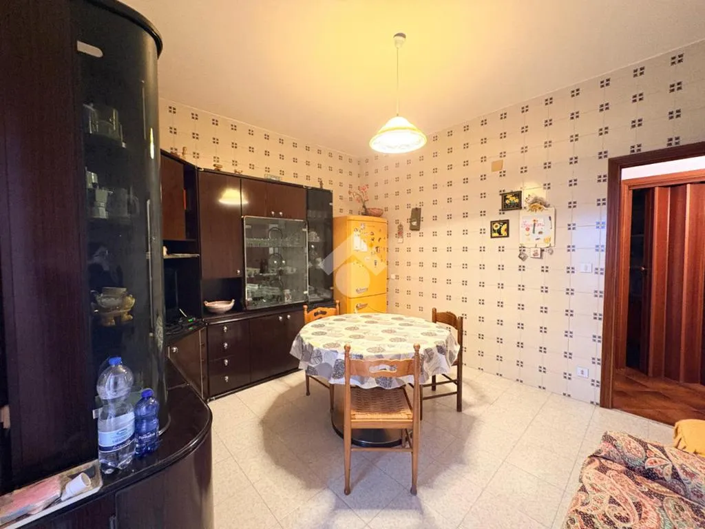 Salle à manger - 4-Bedroom Apartment with Balcony in Palermo
