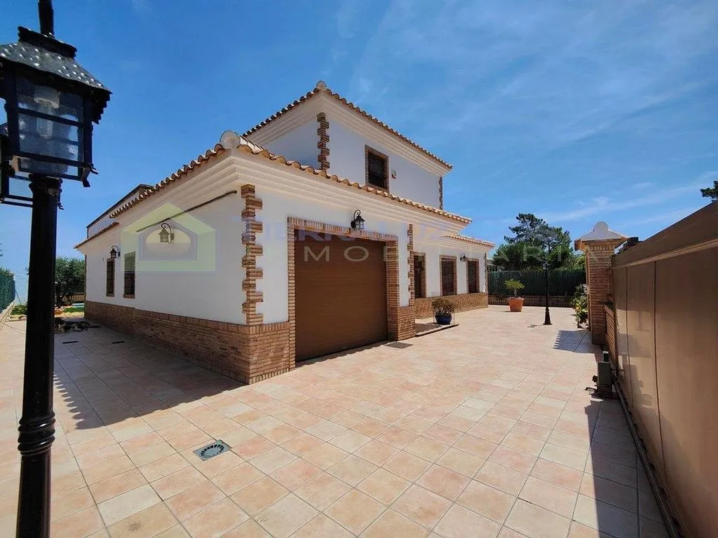 Extérieur - Chalet with Pool and Terraces in Lepe