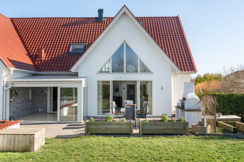 Exterior - Stonework Villa with Pool in Skegrie