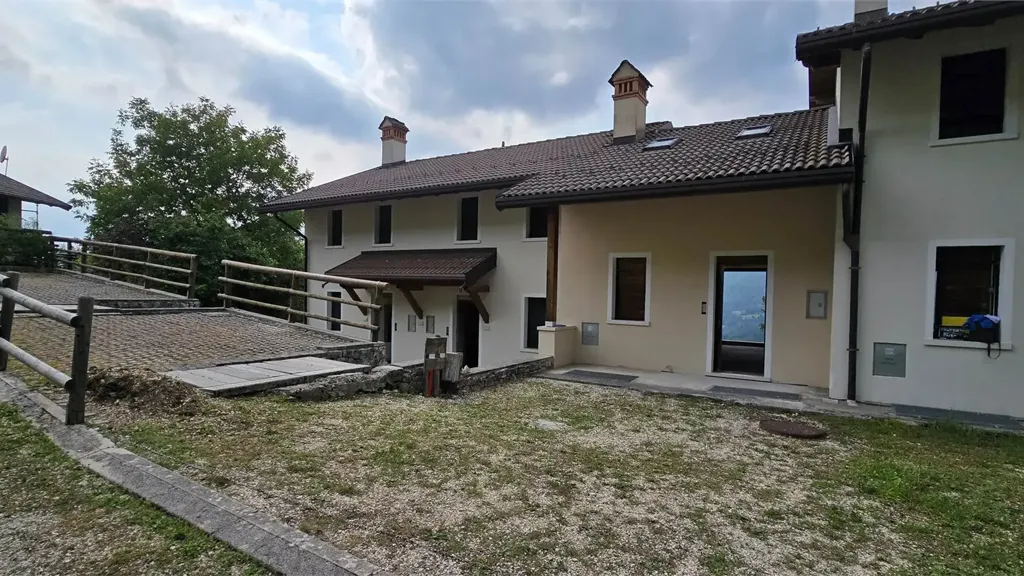 Exterior - Terraced Villa with Dolomites View in Sovramonte