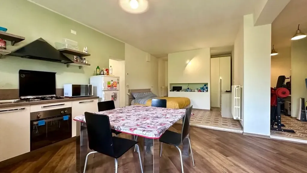 Cuisine - Bifurcated Villa with Panoramic Views in Imola