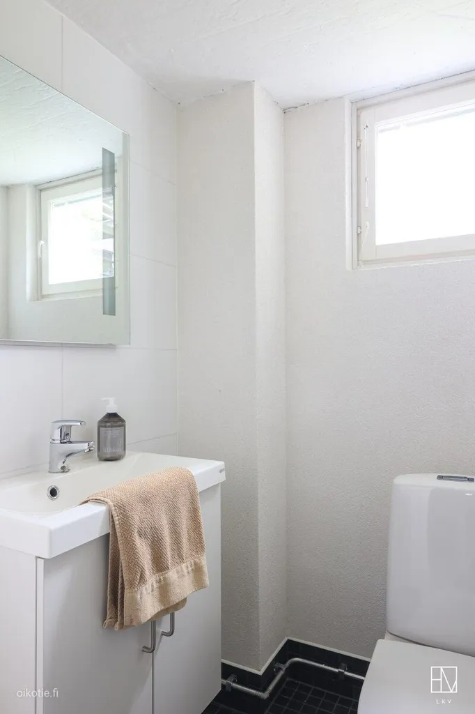 Salles de bain - Converted Loft with Sauna in Lempäälä