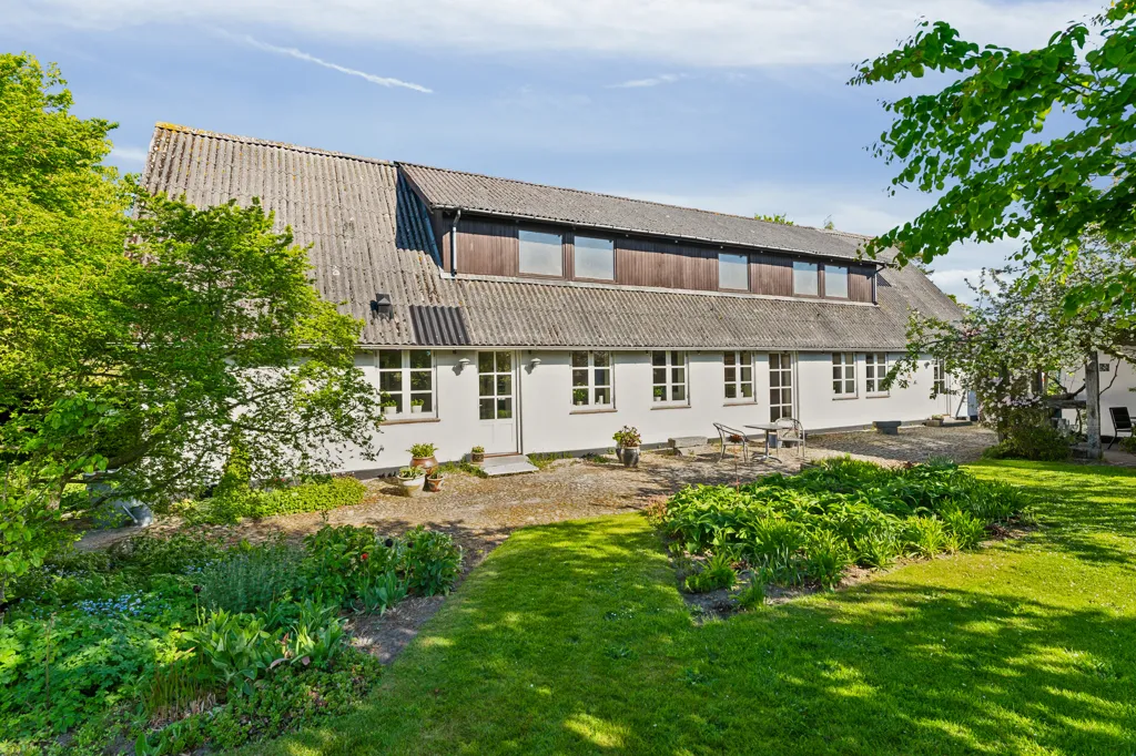 Jardin - Villa with Garden in Mellerup, Randers