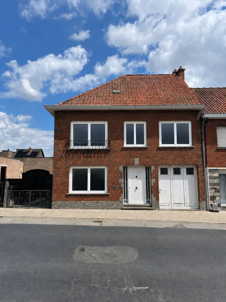 Välivaade - Three-Bedroom House with Garden in Residential Centre