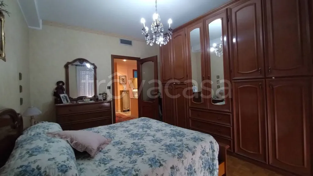 Chambres - Spacious Apartment with Balcony Views in Torino