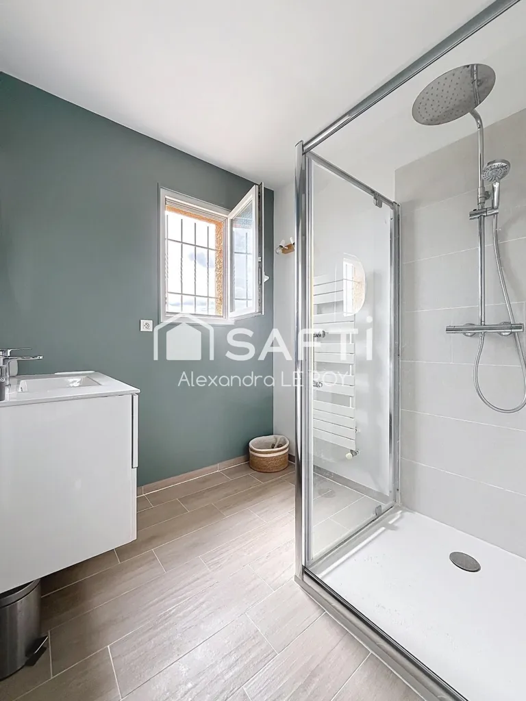 Vannitoad - Villa with Pool in Quiet Gignac