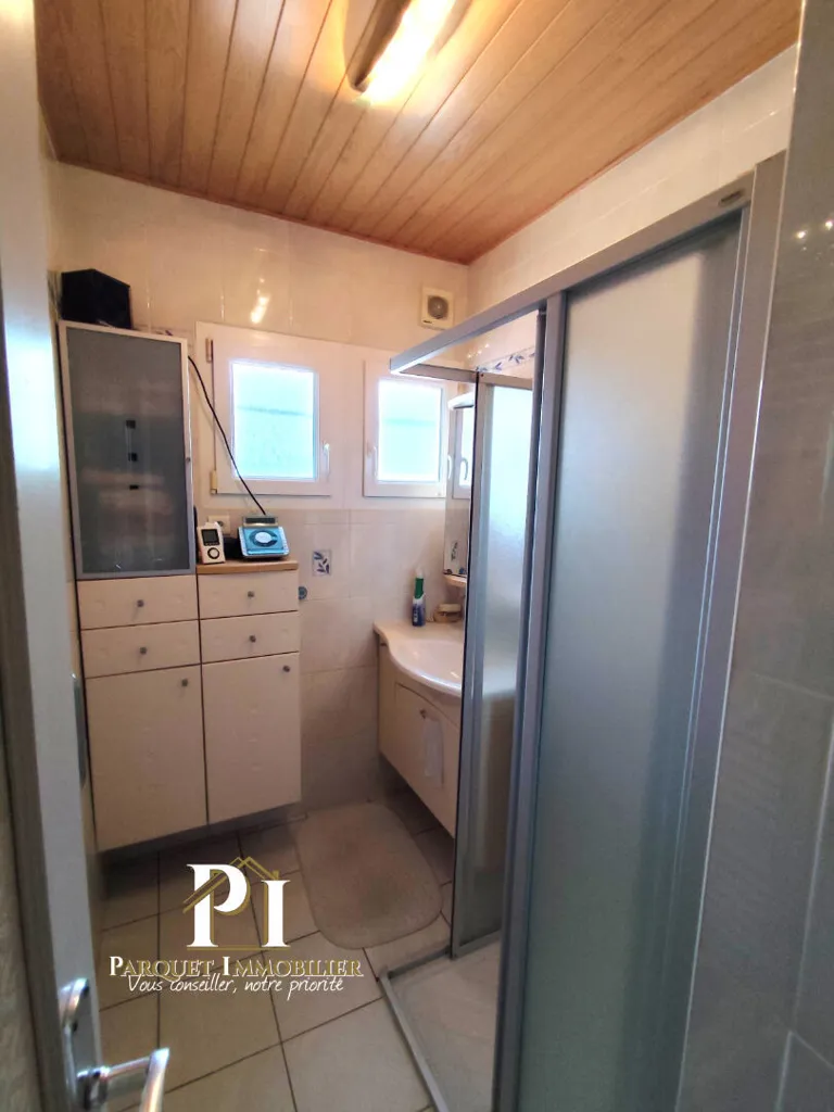 Vannitoad - Detached Bungalow with Garden in Albert