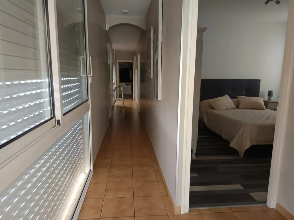 Magamistoad - Contemporary Villa with Pool in Idyllic Setting
